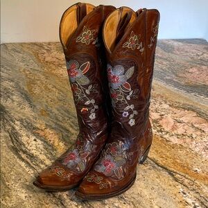 Old Gringo Bonnie Western Classic Boots
Chocolate/Brown with Embroidery Size 7